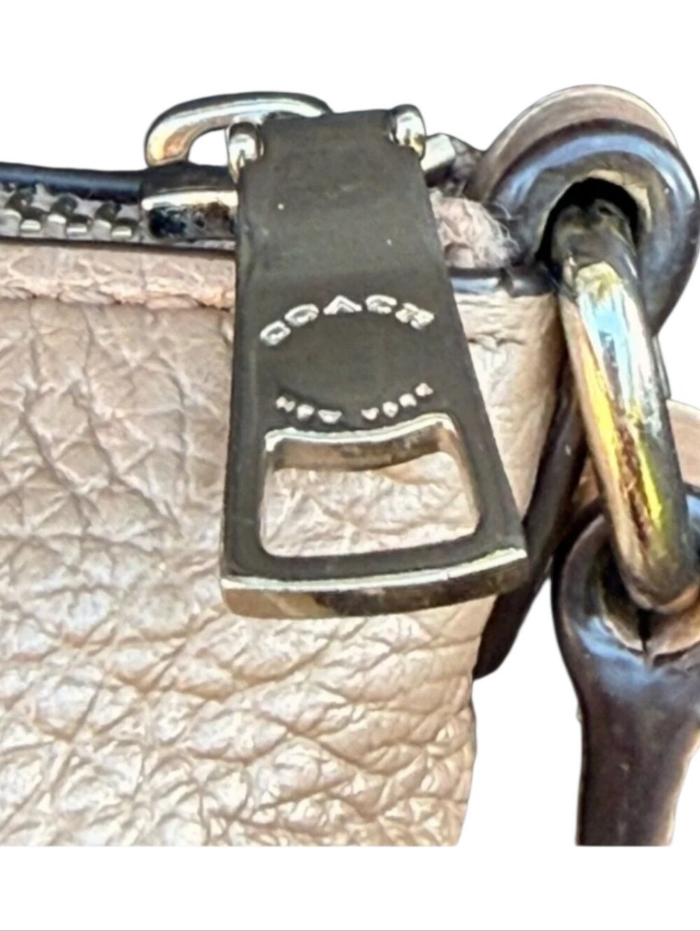Coach Edie Pebbled Leather Tote 2017 GUC - Picture 3 of 7
